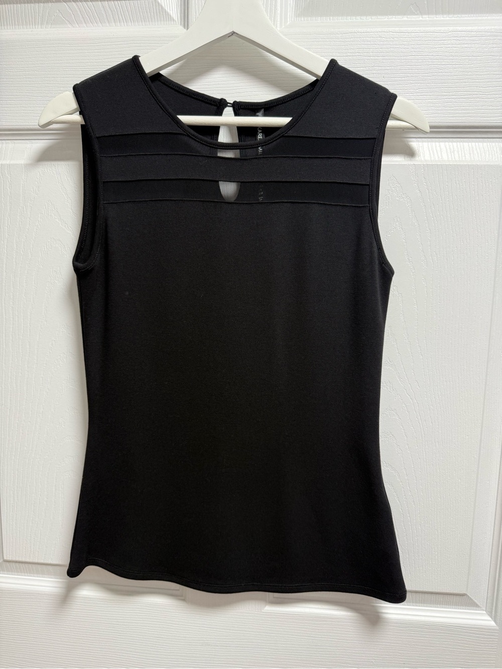 Karen Millen Black Sleeveless Keyhole Top NWT